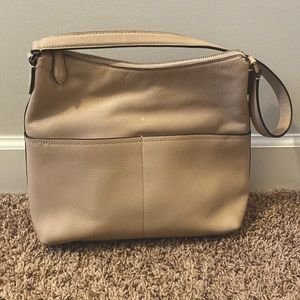 Kate spade shoulder bag. Only used a few times, 2 pockets on front.
